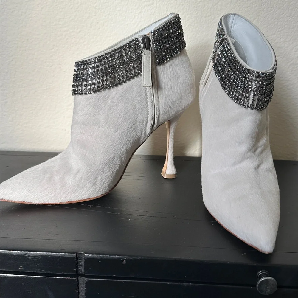 Manolo Blahnik Bomabi Calf Hair & Crystal White Ankle Pointed Toe Booties 38